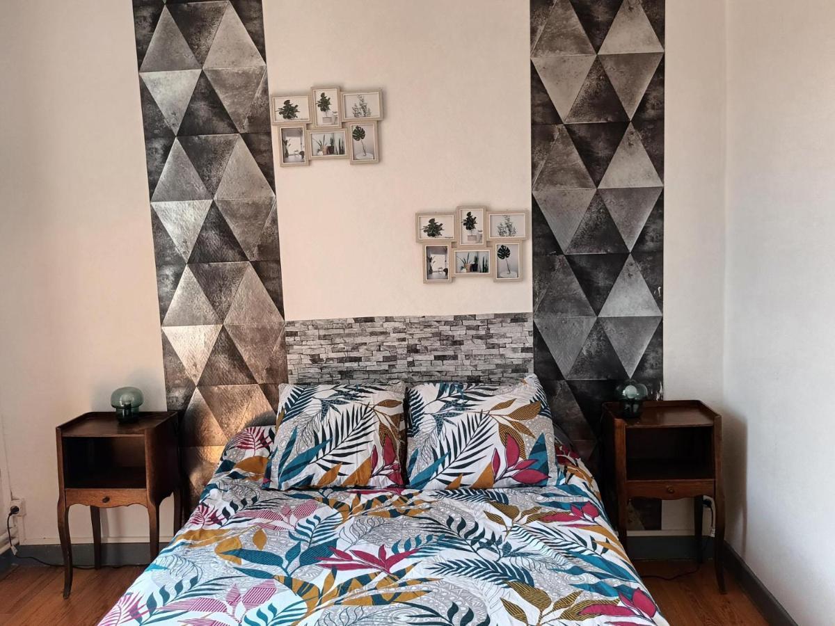 Appartement Chaleureux De 82M2 Proche De Vulcania Pontaumur Exterior foto